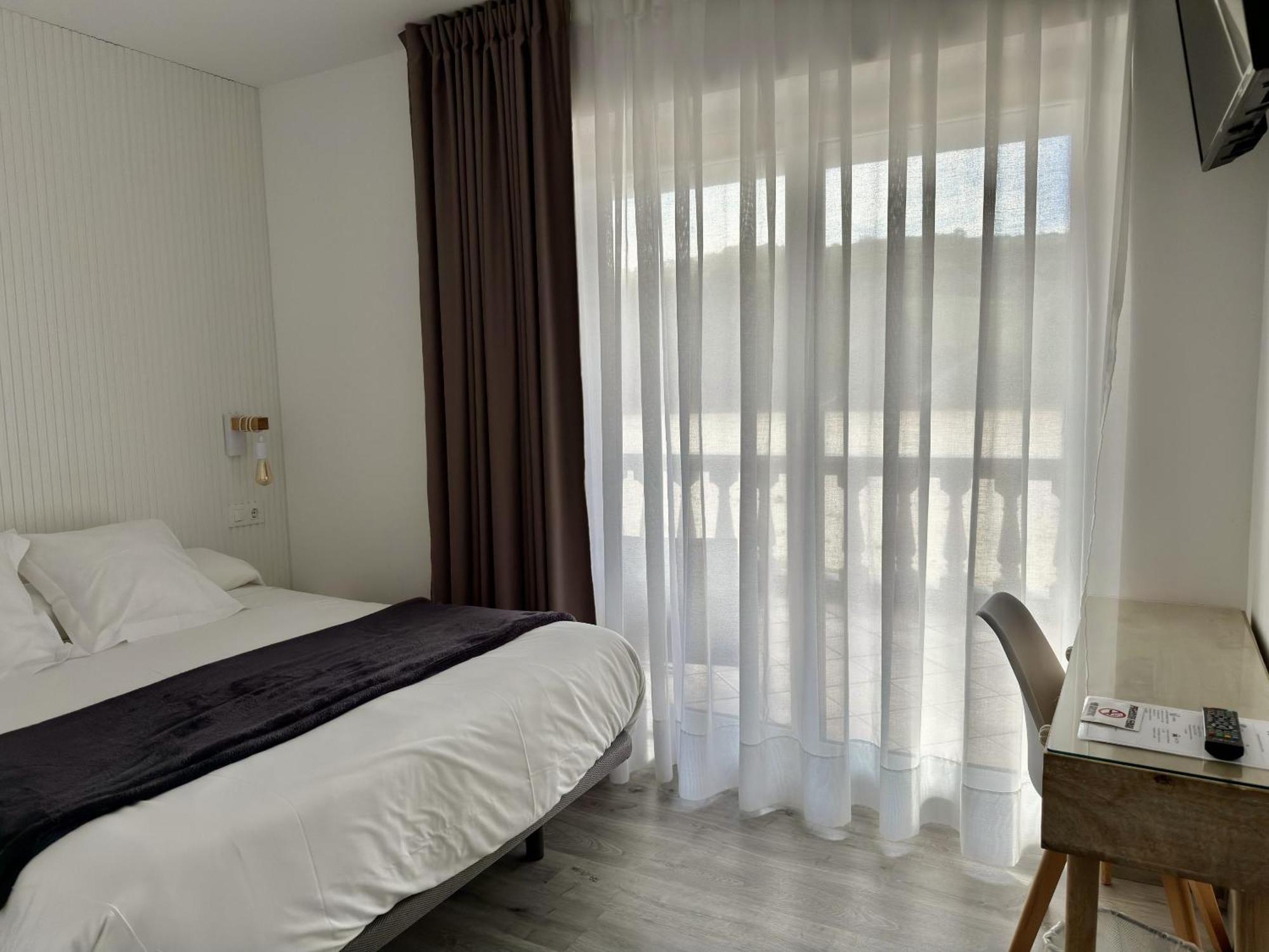 Hotel Sanmar Кобресес Экстерьер фото